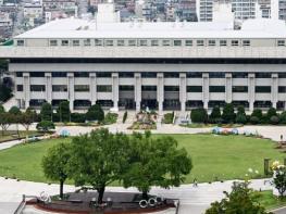 인천시, 고용노동부 공모 ‘지역상생형 격차완화 지원사업’선정…석유화학 산업 근로자 지원 강화 기사 이미지